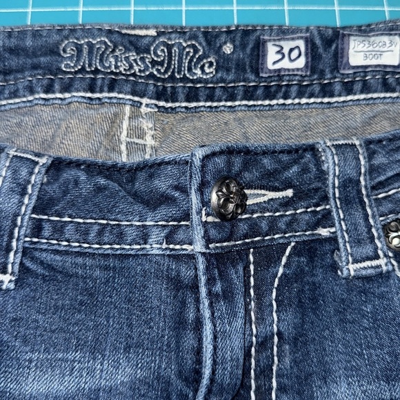 Miss Me Blue Vintage Y2K Denim Boot Cut Crop Low Rise Jeans JP536083v Size 30 - Picture 13 of 14